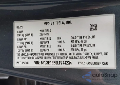 2020 Tesla Model 3 Long Range Dual Motor All-Wheel Drive z USA, uszkodzony, nr VIN 5YJ3E1EB0LF744234